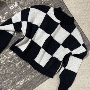Blu Pepper Black and White Checkered Sweater
